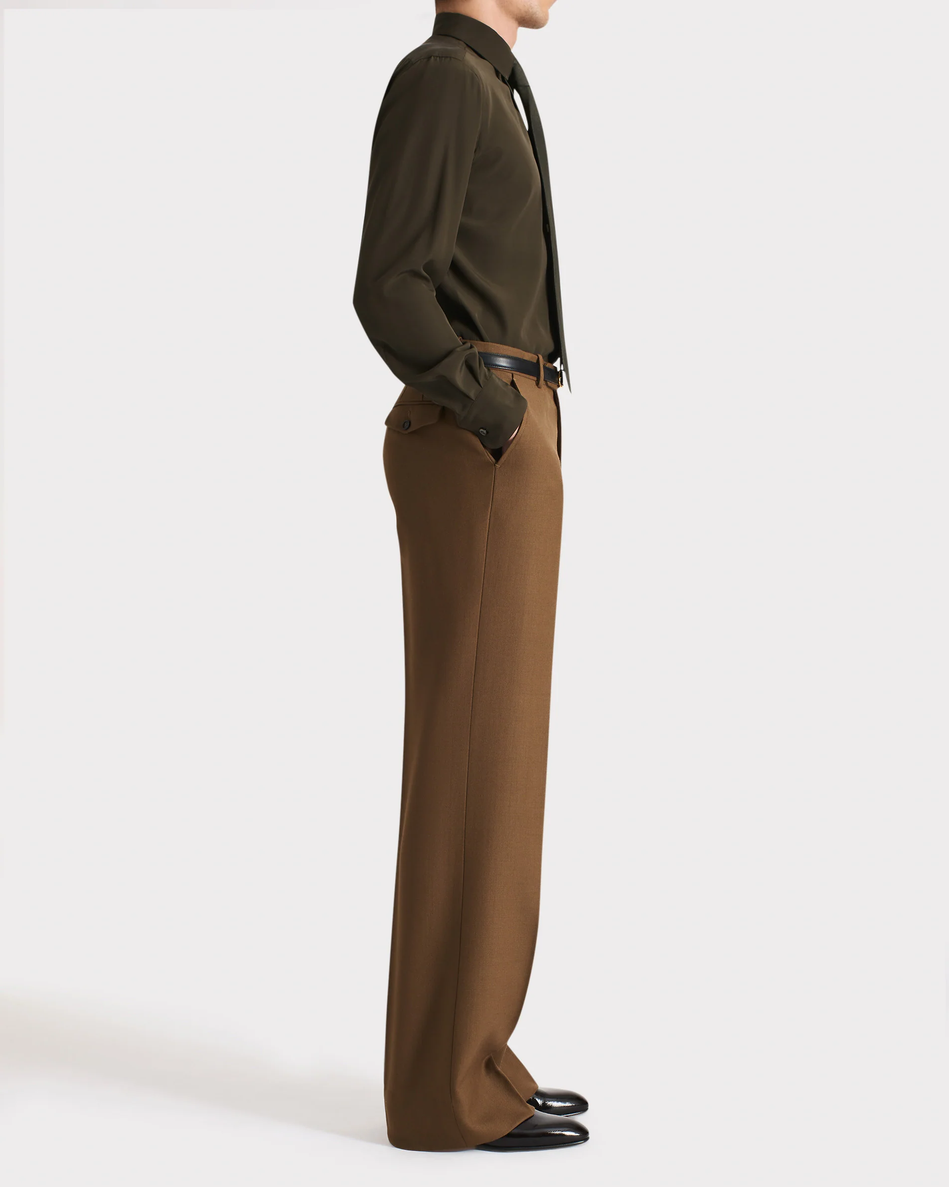 CHEMISE COL CLASSIQUE EN CRĂPE DE SOIE - OLIVE - Image 3