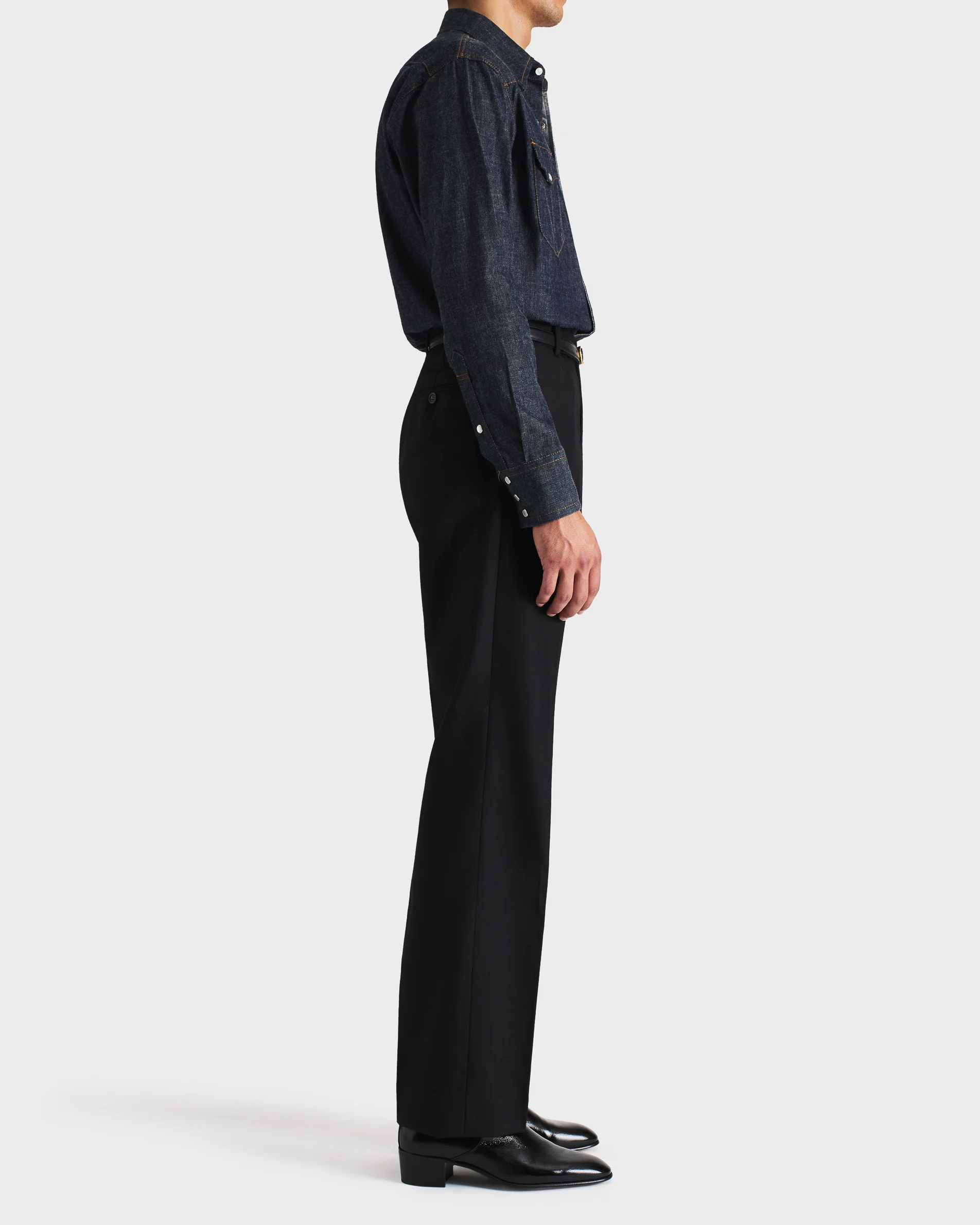 PANTALON DROIT EN SERGĂ DE LAINE PEIGNĂE - NOIR - Image 5