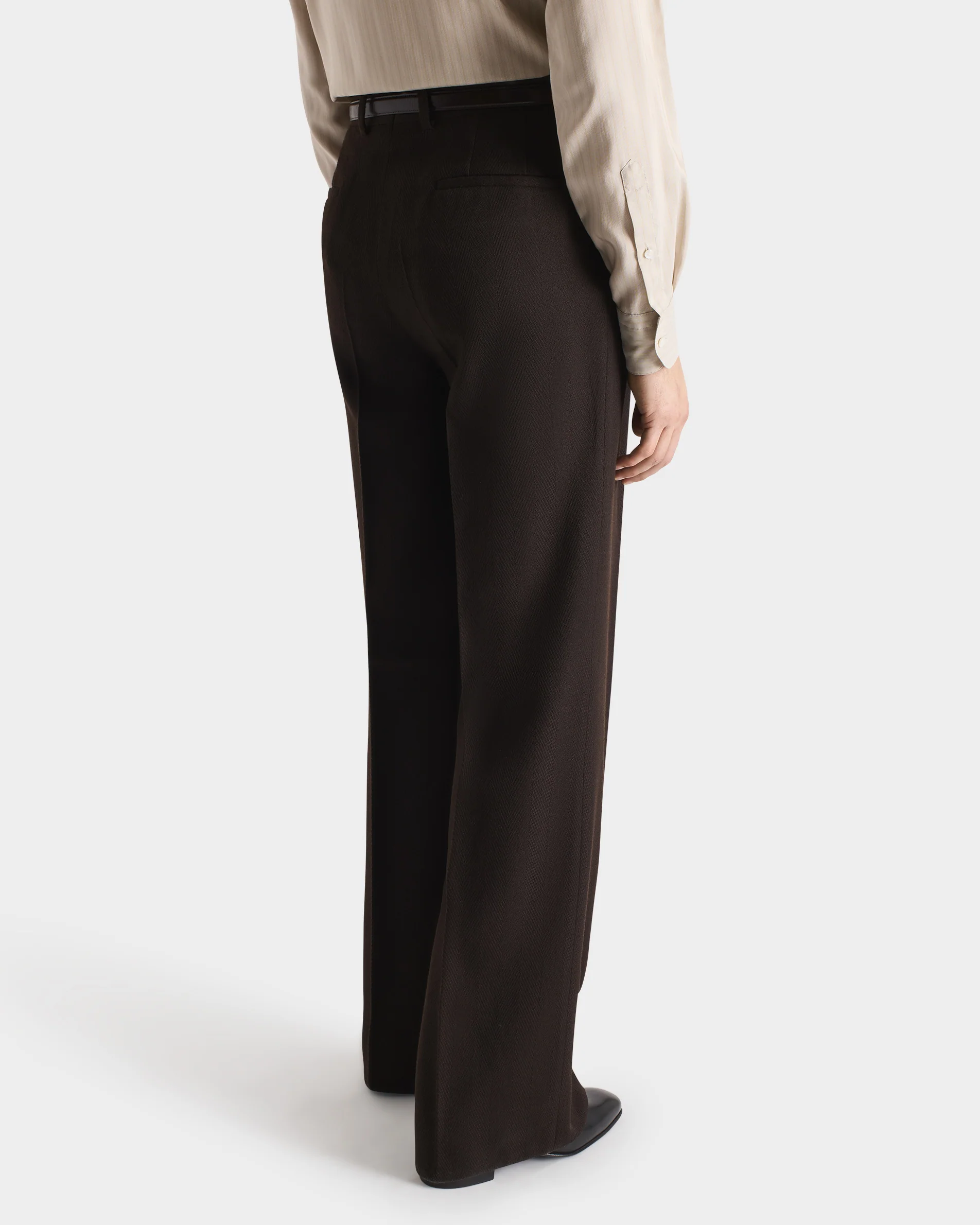 PANTALON LARGE EN SERGÉ DE LAINE VIERGE CAVALRY 4-PLY - CHEVRONS CHOCOLAT FONCÉ - Image 5
