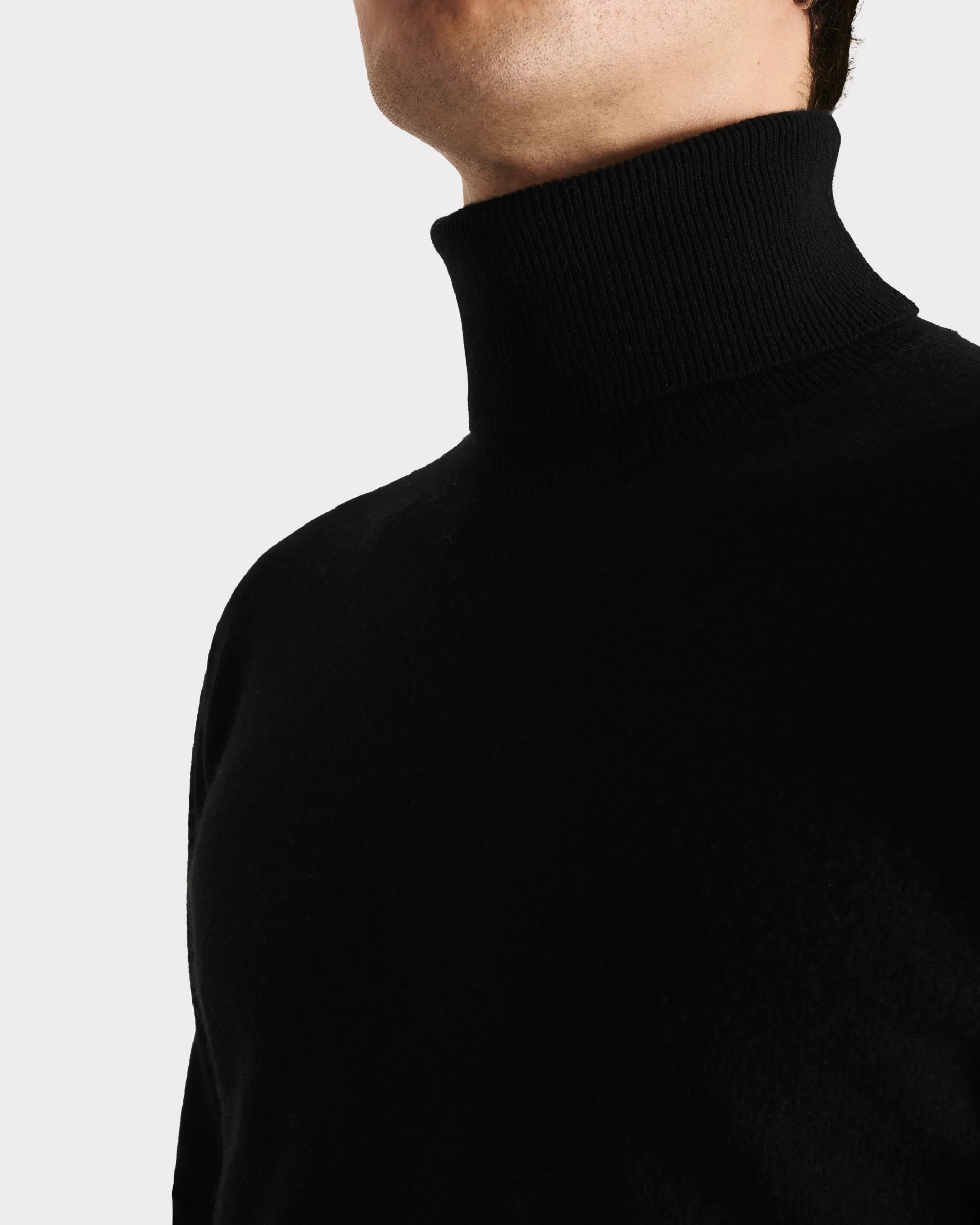 PULL COL ROULÉ EN CACHEMIRE - NOIR - Image 6