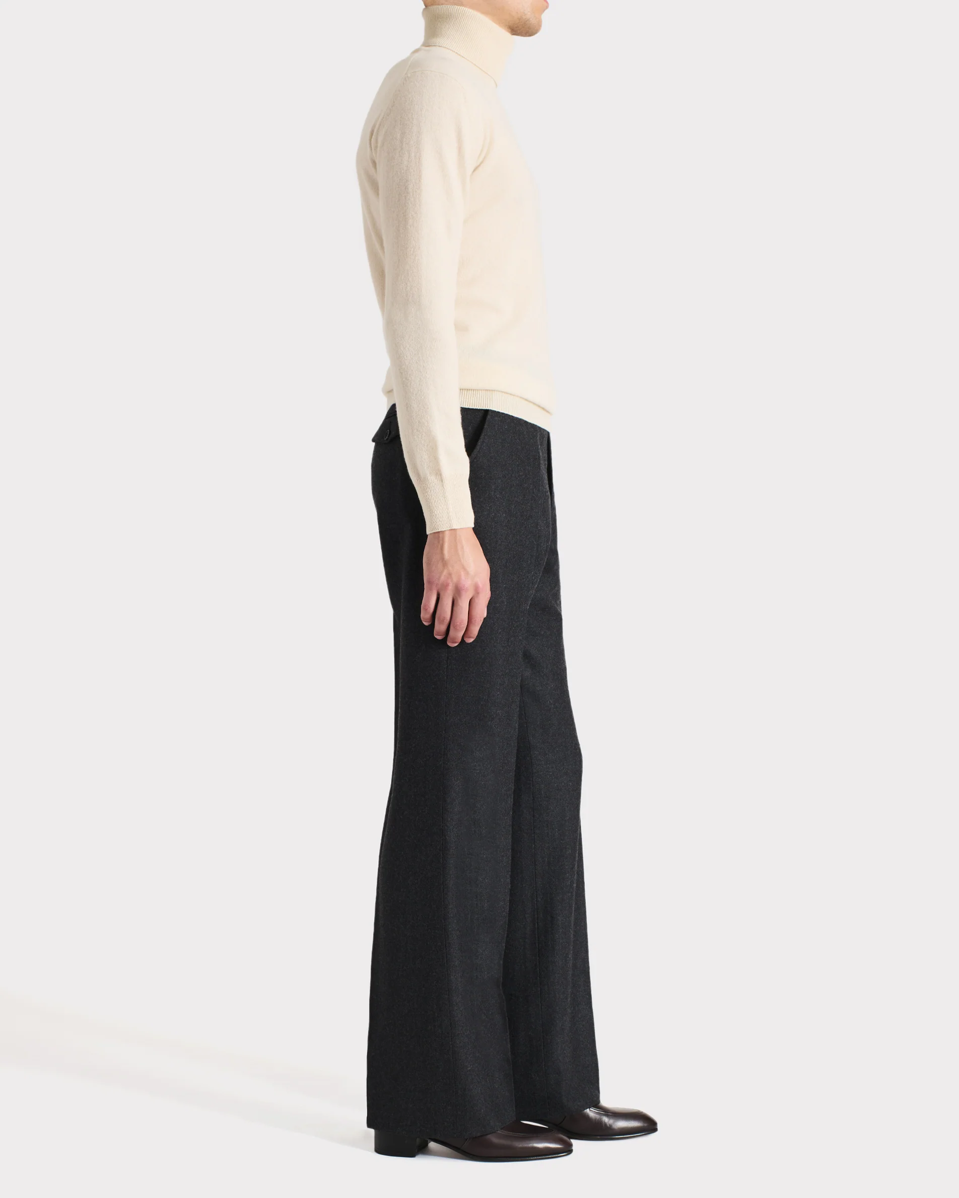 PULL COL ROULÉ EN CACHEMIRE – CRÈME - Image 3
